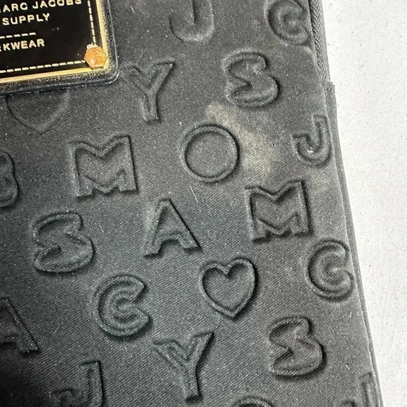 Marc Jacobs black tablet case measures 8.5” X 11” - Picture 5 of 7
